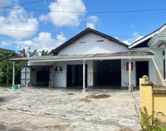 FOTO TAMPAK DEPAN TEMPAT RUMAH KREATIF DAMAR ART